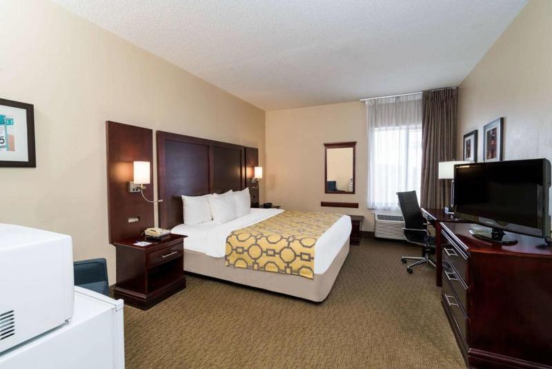 Travelodge By Wyndham Hawthorne Eksteriør bilde